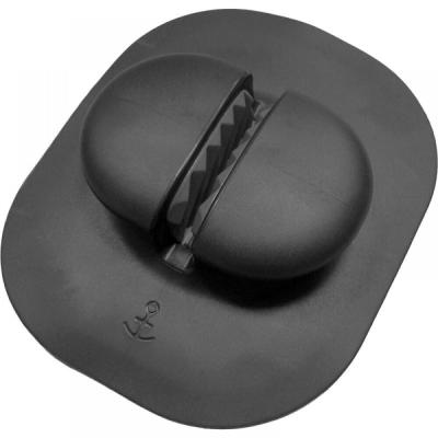 Носовой якорный рым